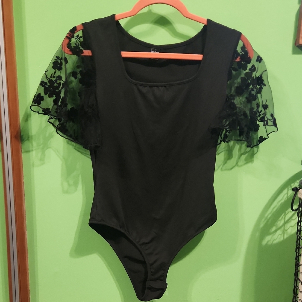 Floral Lace Bodysuit